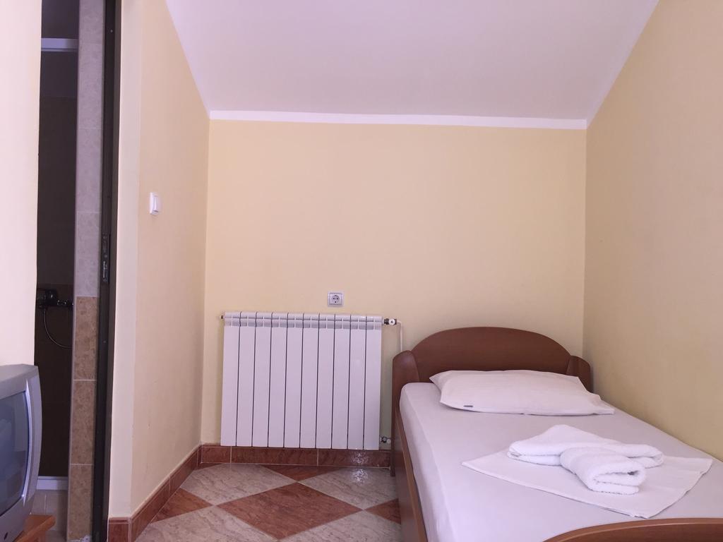 Apartments Adok Budva Exterior foto